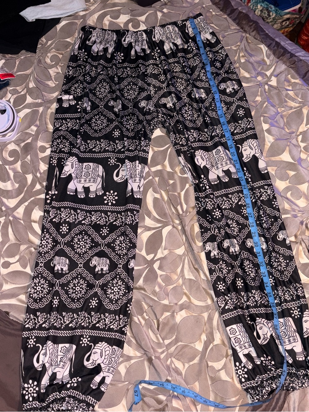 Amazon 2X Black and White Elephant Print Yoga Harem Jogger Pants elastic waist - Picture 6 of 6
